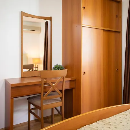 Tezulat Apartment Makarska