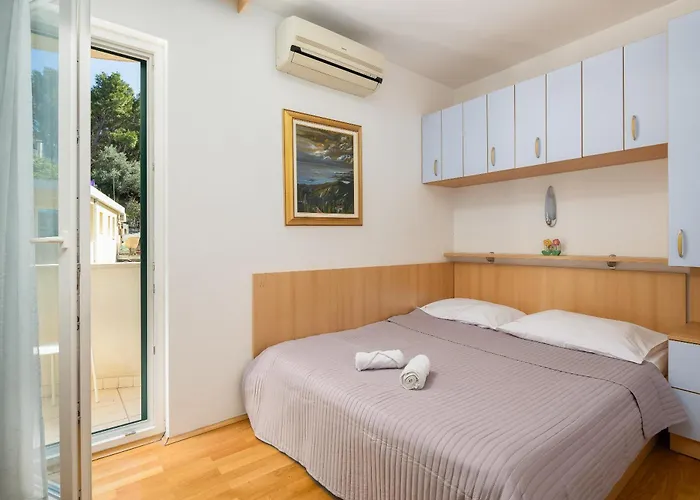 Sunny Ii Макарська